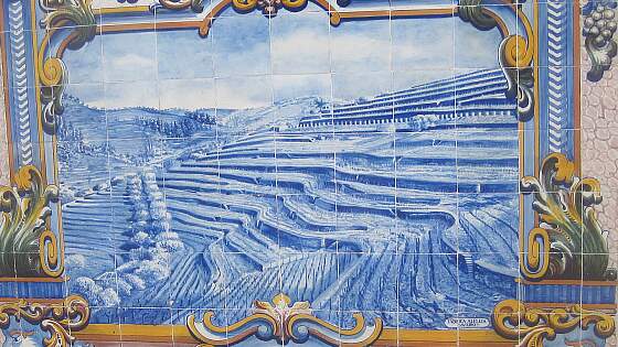 Nordportugal: Azulejos in Pinhao © Peter Marx